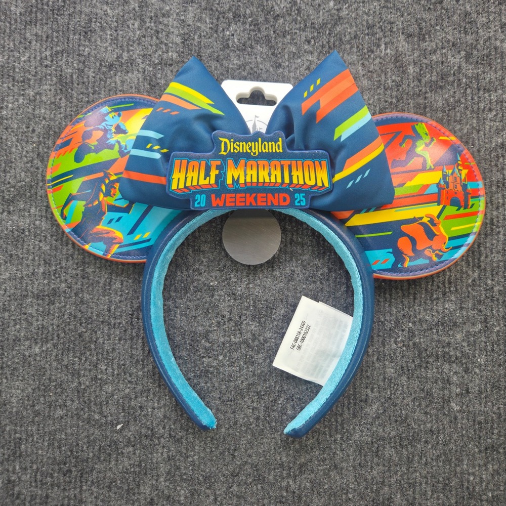 Disney 2025 Disneyland Half Marathon Minnie Ears Blue Marvel runDisney NWT